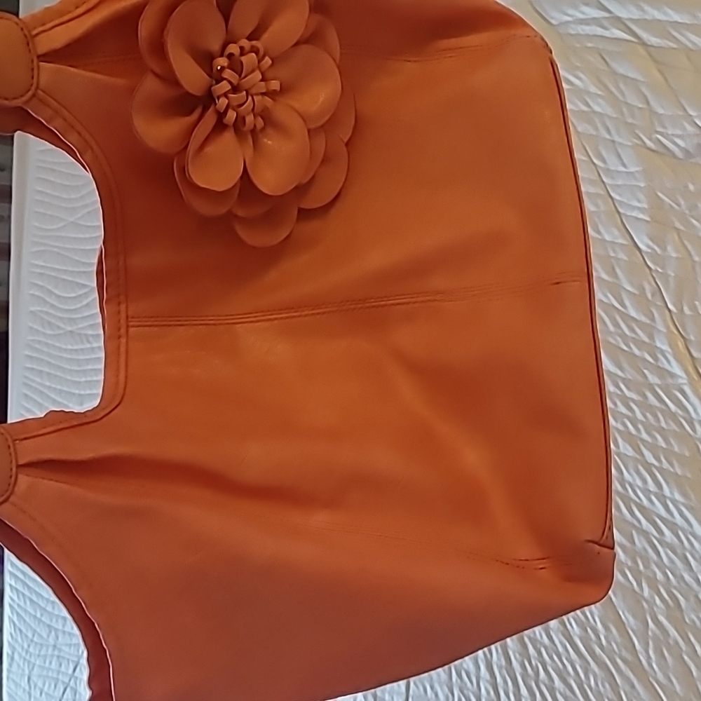 Woman's Purse - Picture 2 of 5